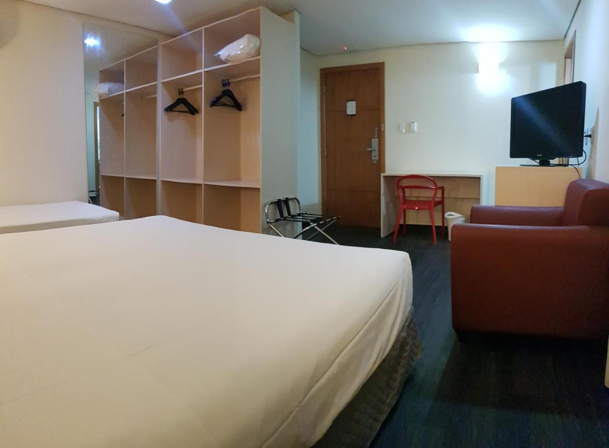 Ibis Styles Belem Batista Campos Hotel Bagian luar foto