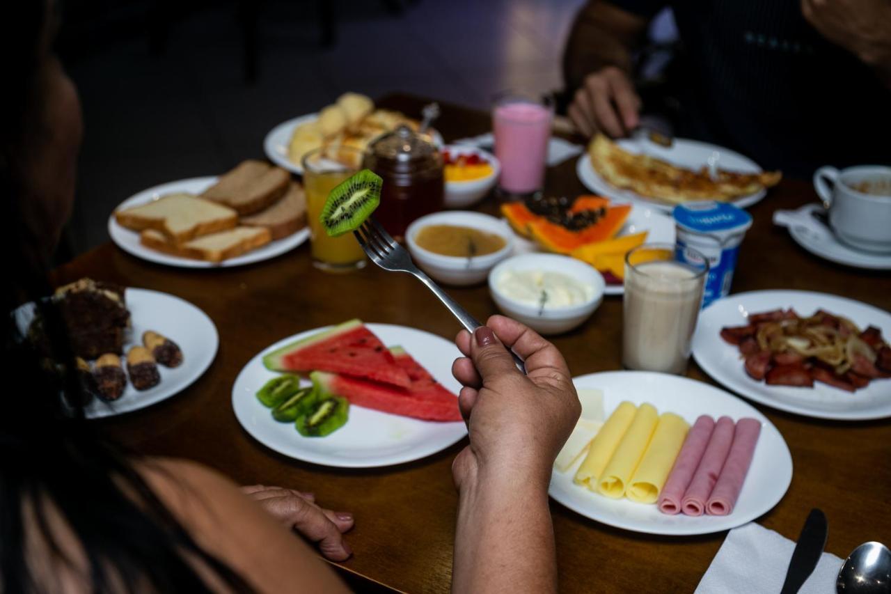 Ibis Styles Belem Batista Campos Hotel Bagian luar foto