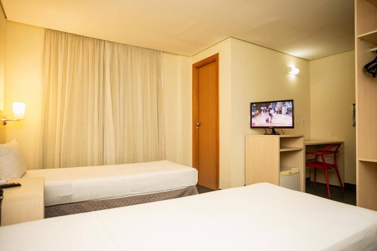 Ibis Styles Belem Batista Campos Hotel Bagian luar foto