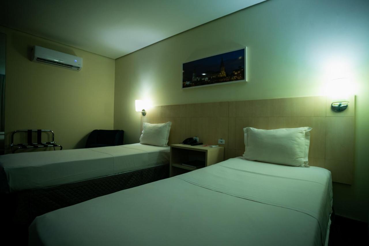Ibis Styles Belem Batista Campos Hotel Bagian luar foto