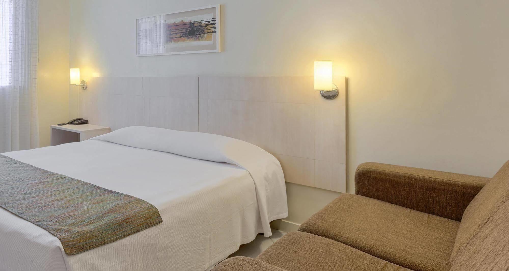 Ibis Styles Belem Batista Campos Hotel Bagian luar foto